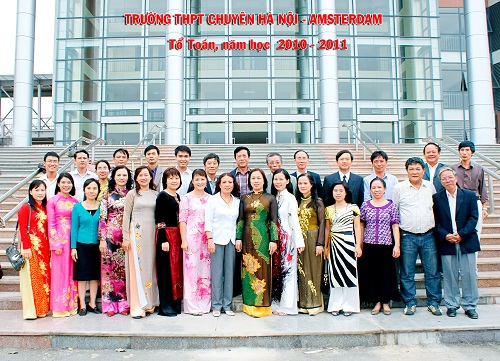 Tập tin:Tổ Toán Tin.jpg